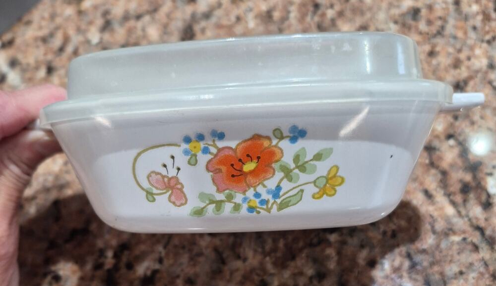 Corning Ware Wildflower Casserole P-41-B 1 3/4 cup Baking Dish w/Lid